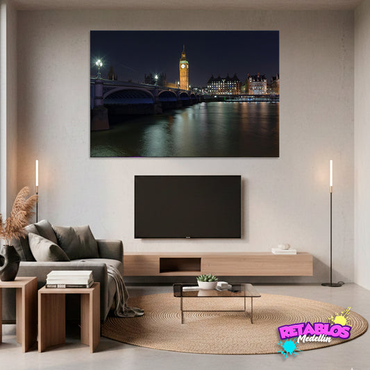 C13 BIG BEN AT NIGHT