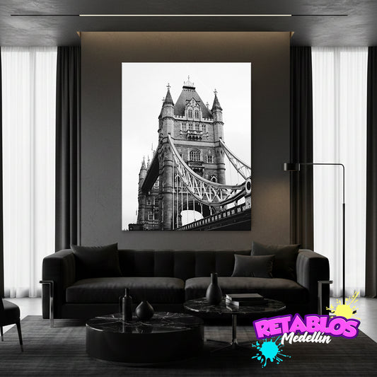 C10 LONDON BRIDGE BW